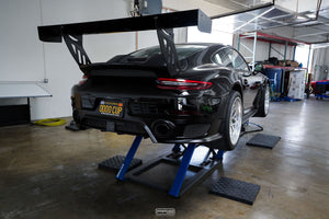 Vehicle Lift for Porsche 911 GT3 RS and Cup Cars